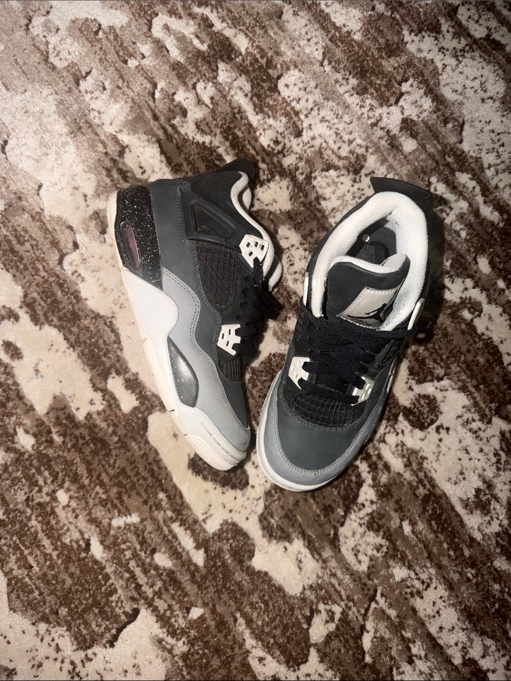 Jordan 4 youth shoes